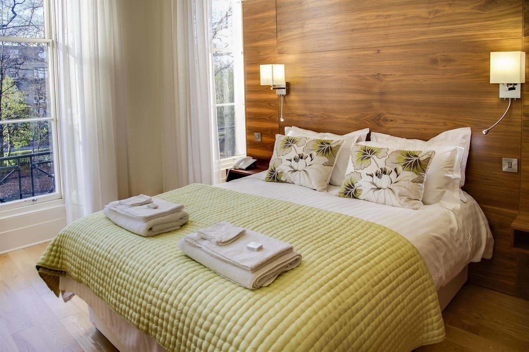 Clarendon Luxury * Edinburgh