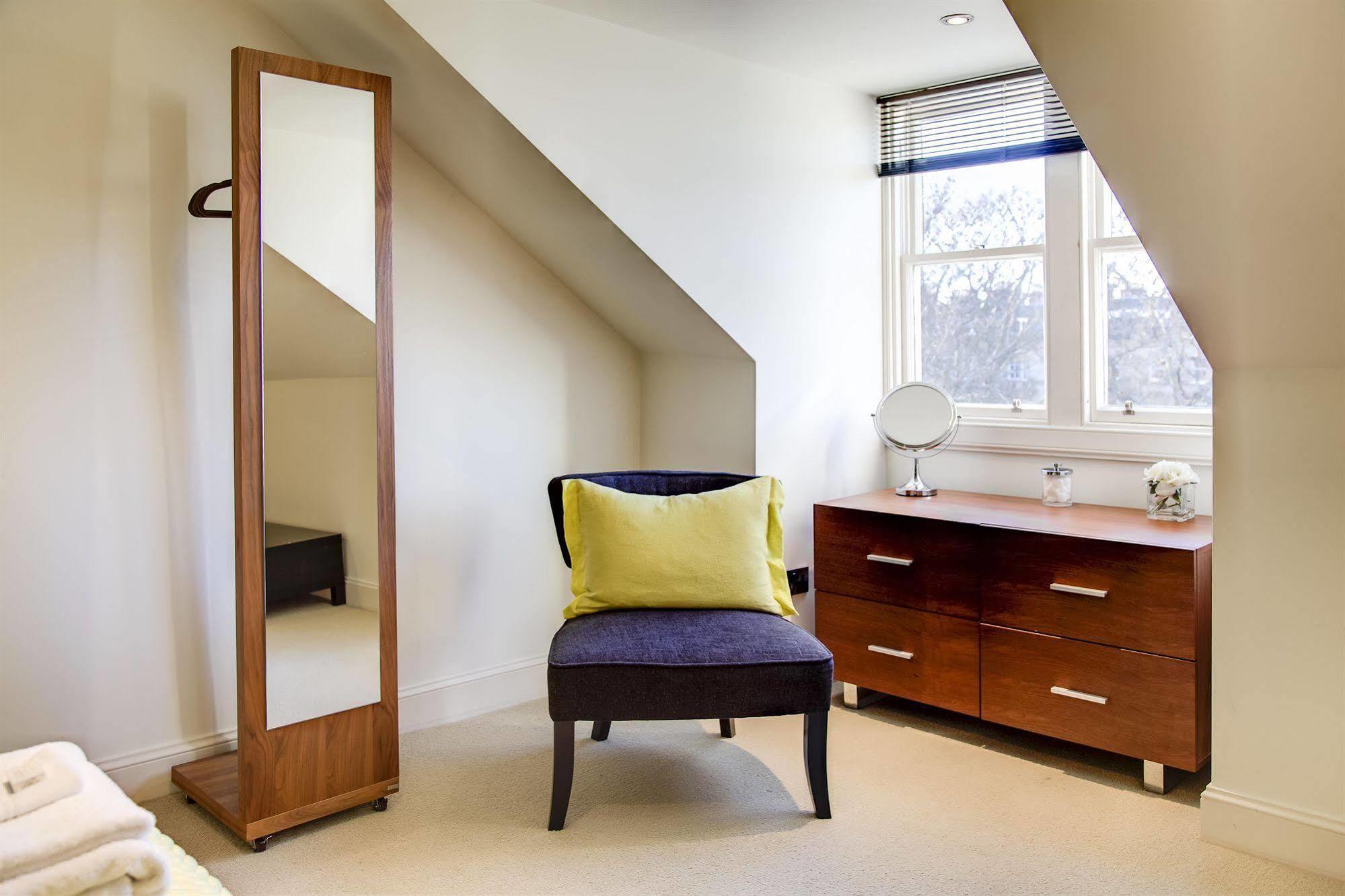 Clarendon Luxury *